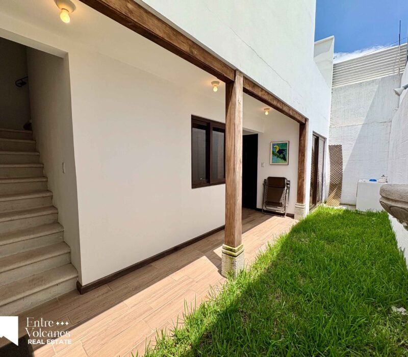 Acogedora Casa En Venta San Miguel Escobar