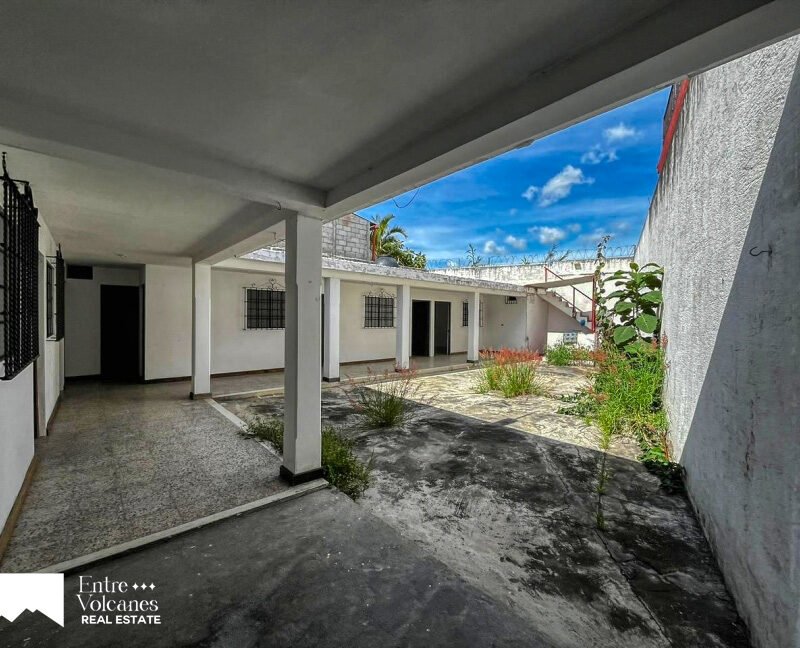 Gran Propiedad En Venta 10 Minutos Al Parque Central De Antigua