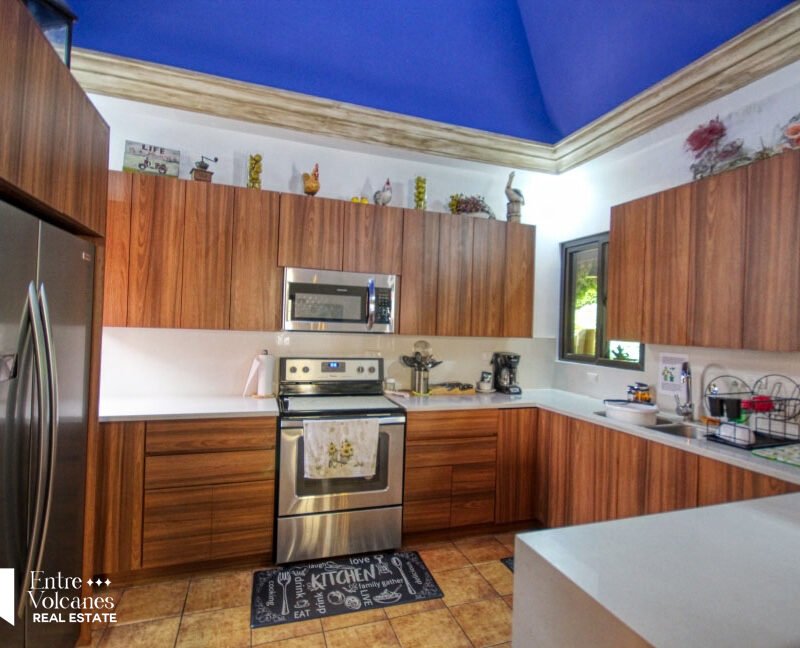 En El Area De Panorama 3 Habitaciones