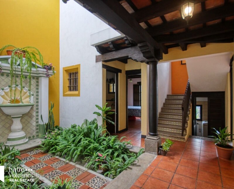 Encantadora Residencia en Las Clarisas, a Minutos de Antigua