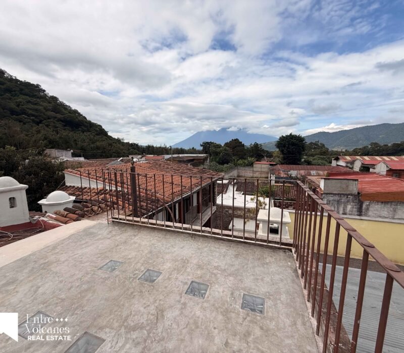 Hermosa Casa Recién Remodelada Santa Ana 4 Habitaciones