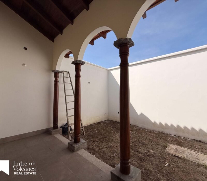 Espectacular Casa Nueva Totalmente Caminable En El Calvario