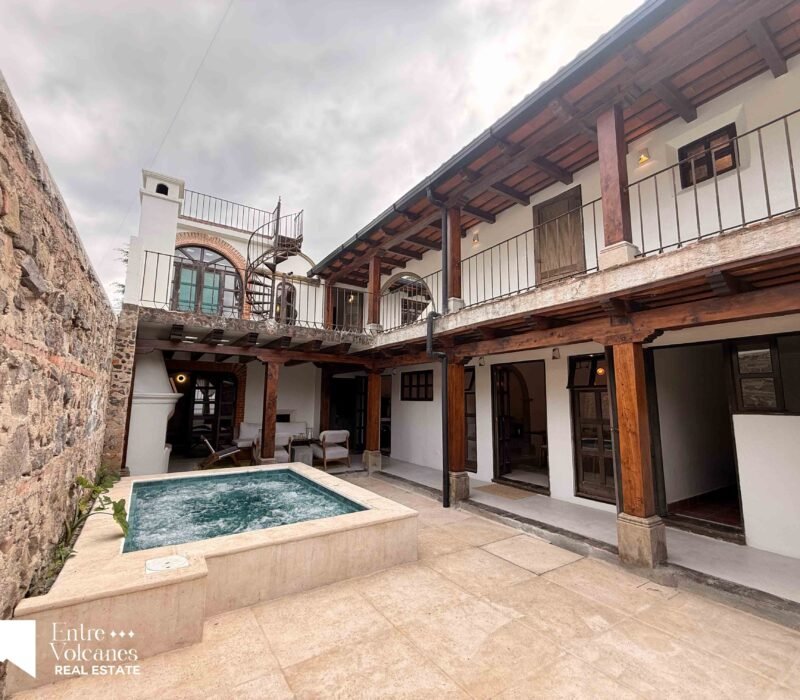 Hermosa Casa Recién Remodelada Santa Ana 4 Habitaciones