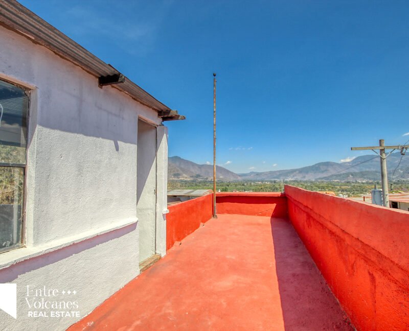 Amplia Propiedad En Venta Ubicada En San Pedro Las Huertas