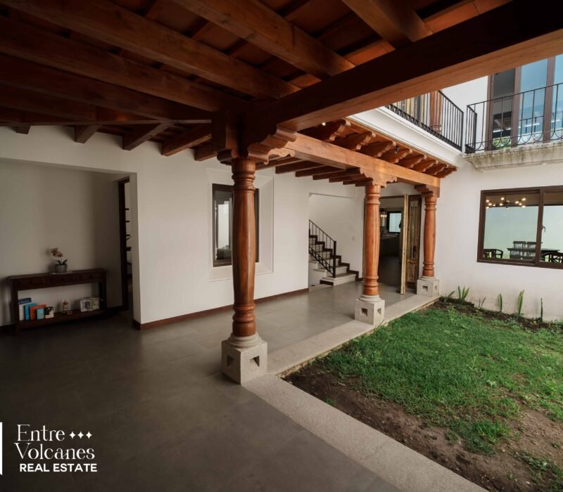 Espectacular Casa En Venta Centro De Antigua