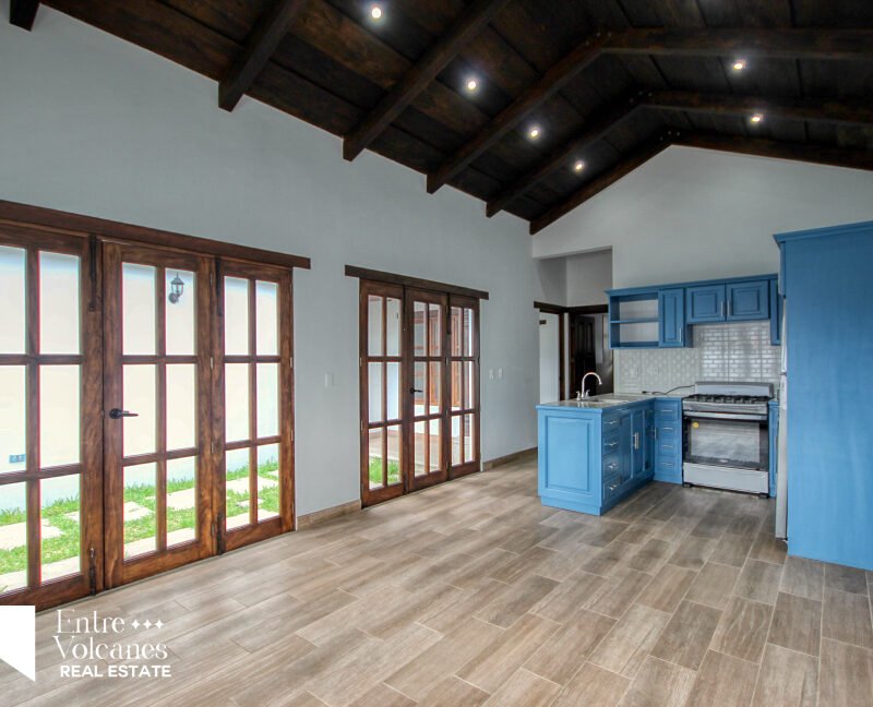 Casa En Venta En El Area De San Miguel Dueñas
