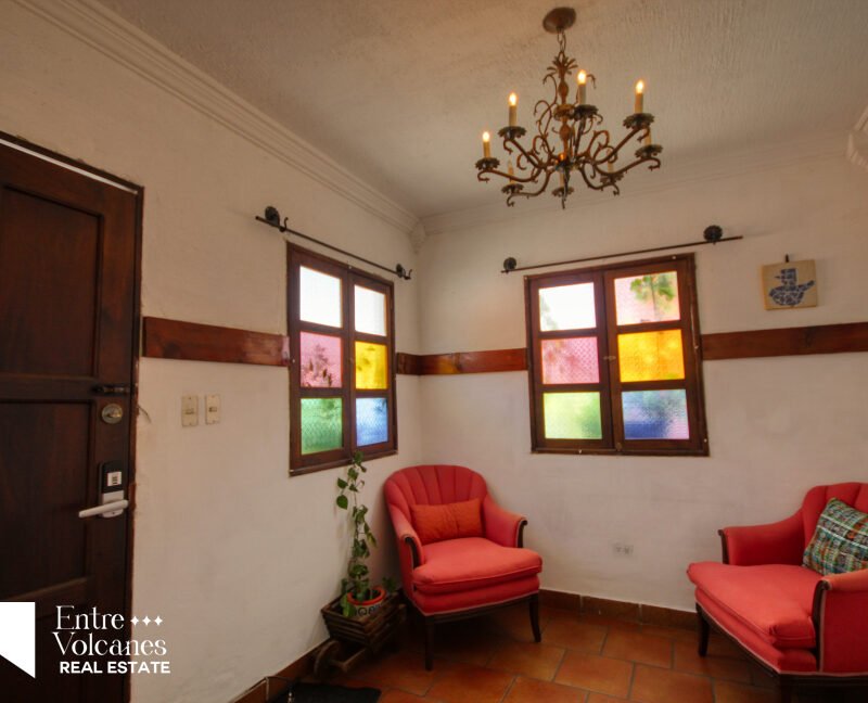 Perfecta Inversión Casa Mas Apartamento En Jocotenango