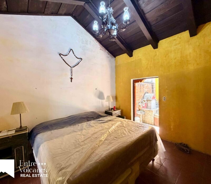 Casa En Venta A Pasos De La Iglesia El Calvario