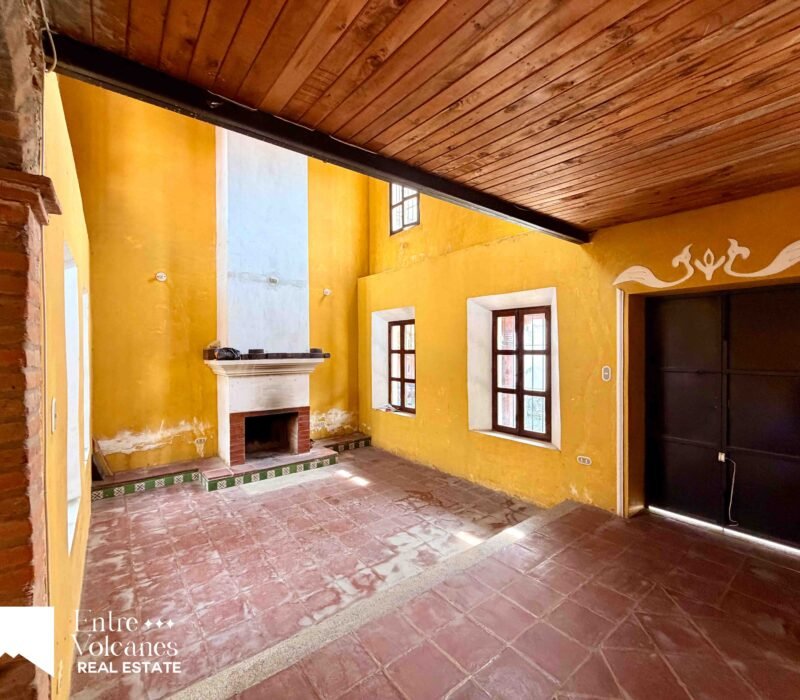 Casa En Venta A Pasos De La Iglesia El Calvario