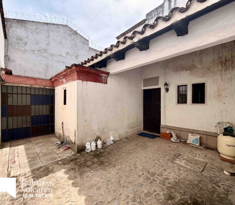Casa En Venta A Pasos De La Iglesia El Calvario