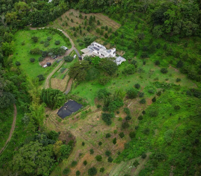 Impresionante Finca En Venta 20 Minutos Al Centro De Antigua