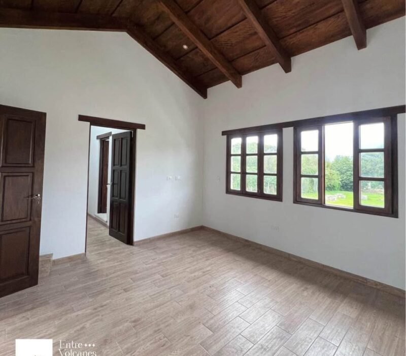 Perfecta Casa En Venta Portal De Las Rosas 2 En Construccion San Miguel Dueñas