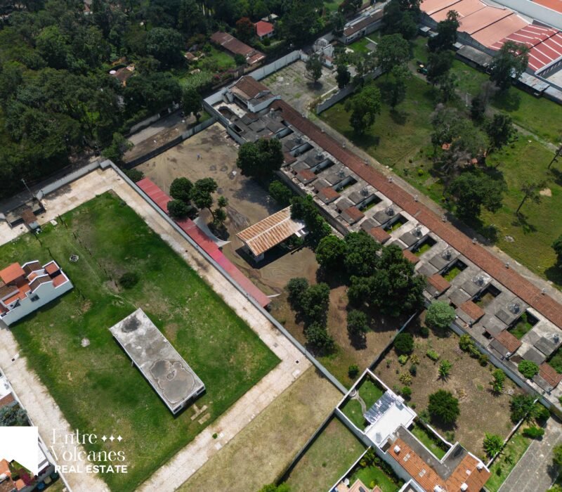 TERRENO EN VENTA UBICACIÓN ESTRATÉGICA EN ANTIGUA GUATEMALA